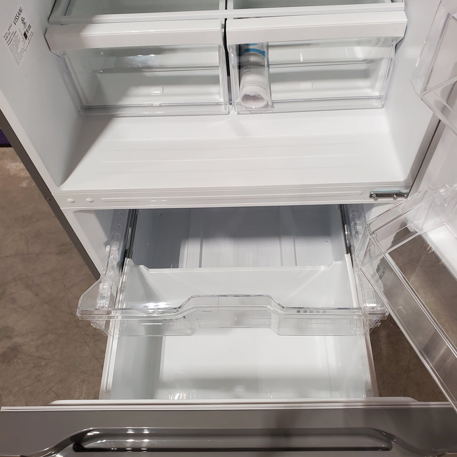 Vissani 18.7 cu. ft. Bottom Freezer Refrigerator in Stainless Steel 251311SD920 - MDBF18SS - Scratch & Dent (Major)