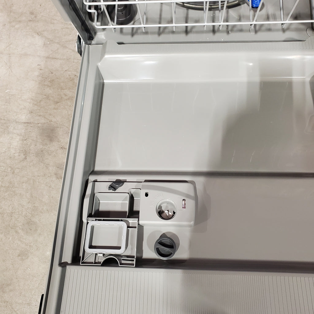 Pictures of Frigidaire Front Control Built In Dishwasher with 5-Level Wash System in Stainless Steel 20SD162 - FDPC4221AS - Open Box - Neu Appliance Outlet - Discount Appliance Outlet in Austin, Tx