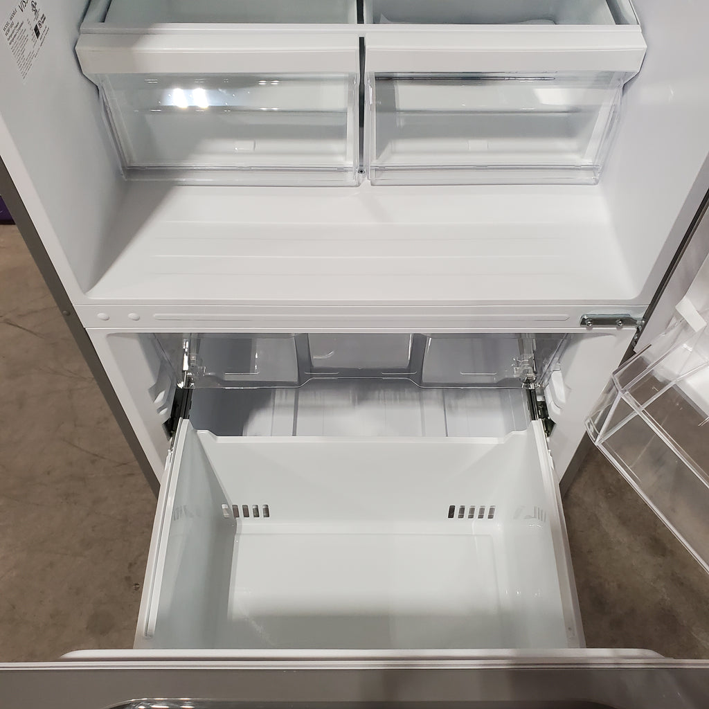 Vissani 18.7 cu. ft. Bottom Freezer Refrigerator in Stainless Steel 25137SD697 - MDBF18SS - Scratch & Dent (Moderate)