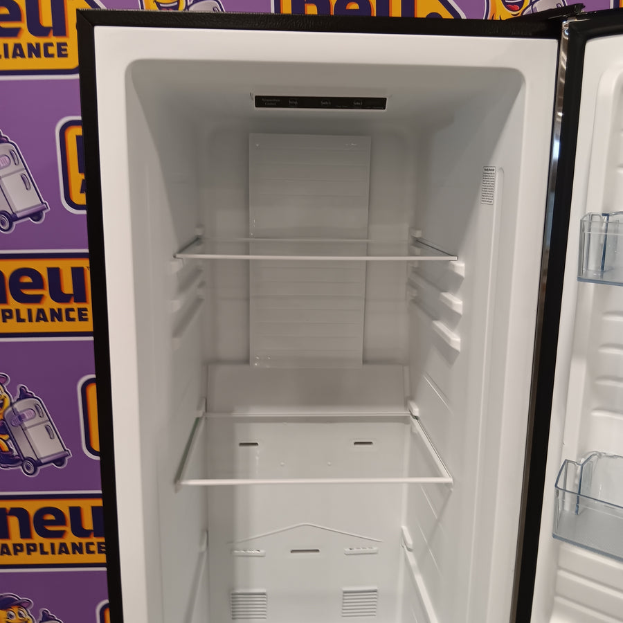 Vissani 24 in. 11 cu. ft. Convertible Auto Defrost Garage Ready Upright Freezer/Refrigerator in Stainless Steel, Energy Star S158 - VSF11US2A16 - Scratch & Dent (Major)
