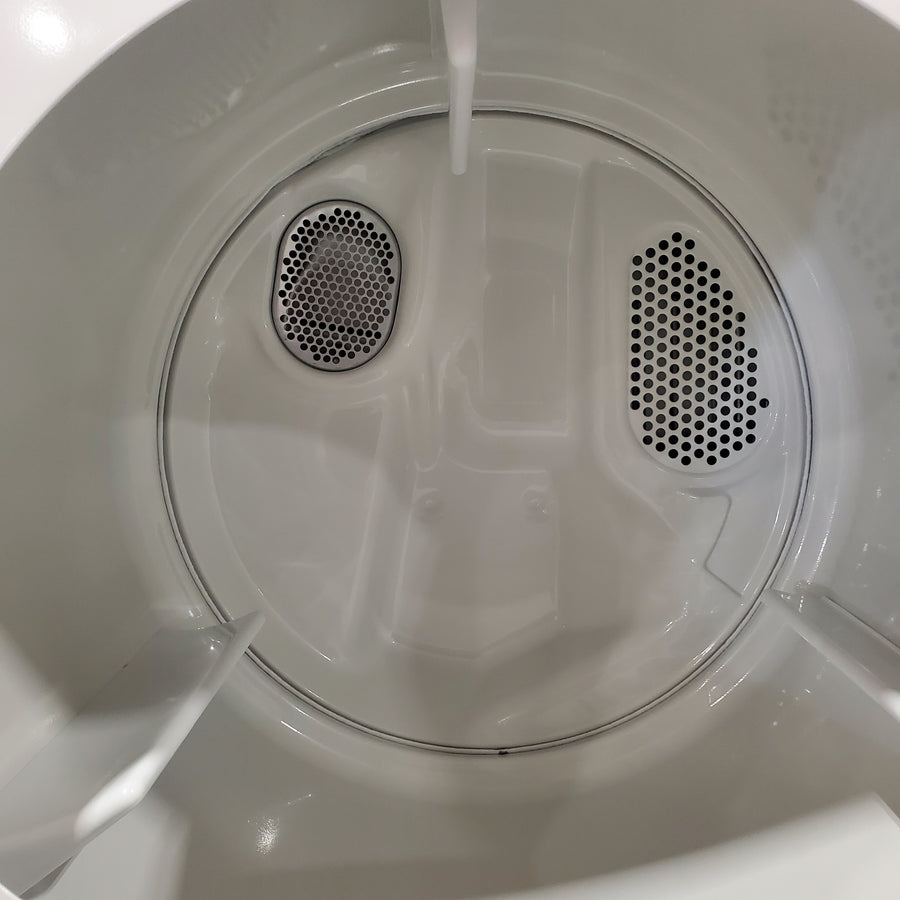 Whirlpool White Electric Extra Large 7.0 Cu. Ft. Dryer with Wrinkle Shield 22231SD292 - WED4815EW - Scratch & Dent (Minor)