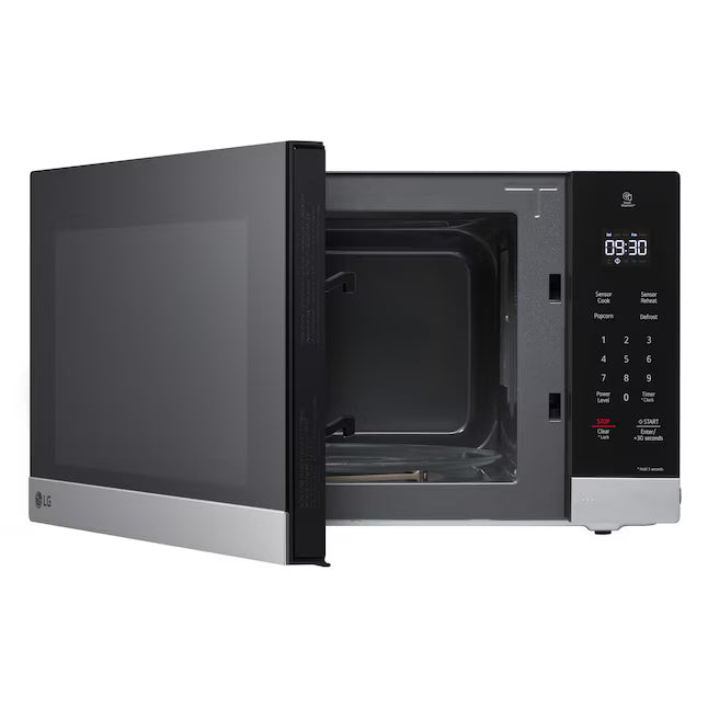 LG 1.5 cu. ft. NeoChef™ Countertop Microwave with Smart Inverter and Sensor Cooking 251316SD1198 - MSER1590S - Scratch & Dent (Minor)