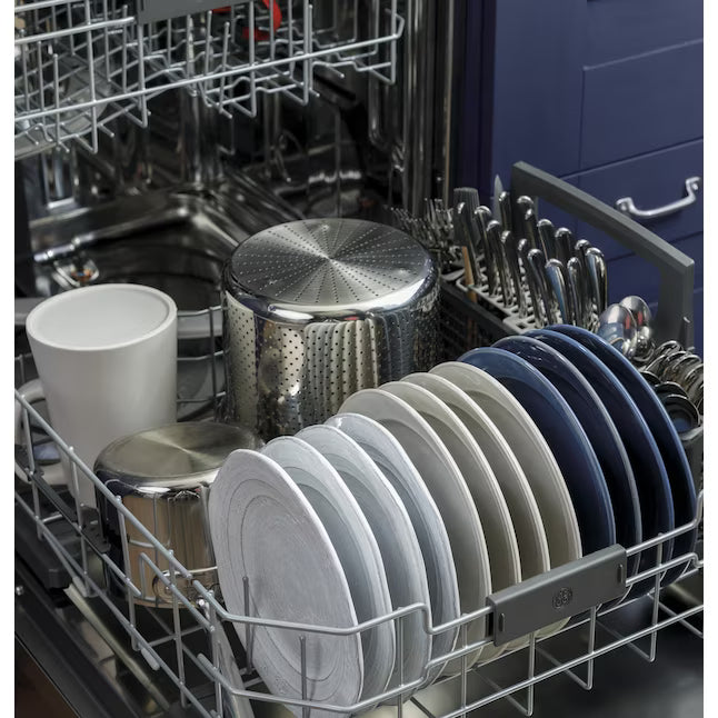 GE® ENERGY STAR® Top Control with Plastic Interior Dishwasher with Sanitize Cycle & Dry Boost 22132SD152 - GDT535PYVFS - Scratch & Dent (Major)