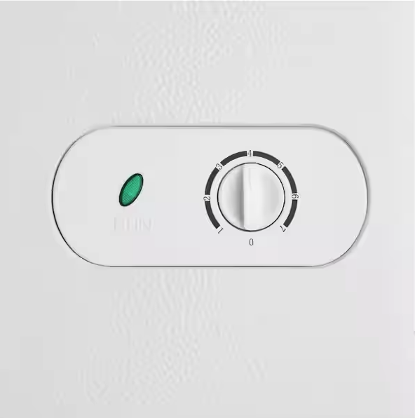 Vissani 7.0 cu. ft. Manual Defrost Chest Freezer with LED Light in White, Garage Ready SA622 - HMCF7W5 - Scratch & Dent (Moderate)