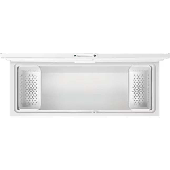 Frigidaire 20 Cu. Ft. Garage Ready Chest Freezer in White 20132SD316 - FFCL2042AW - Scratch & Dent (Major)