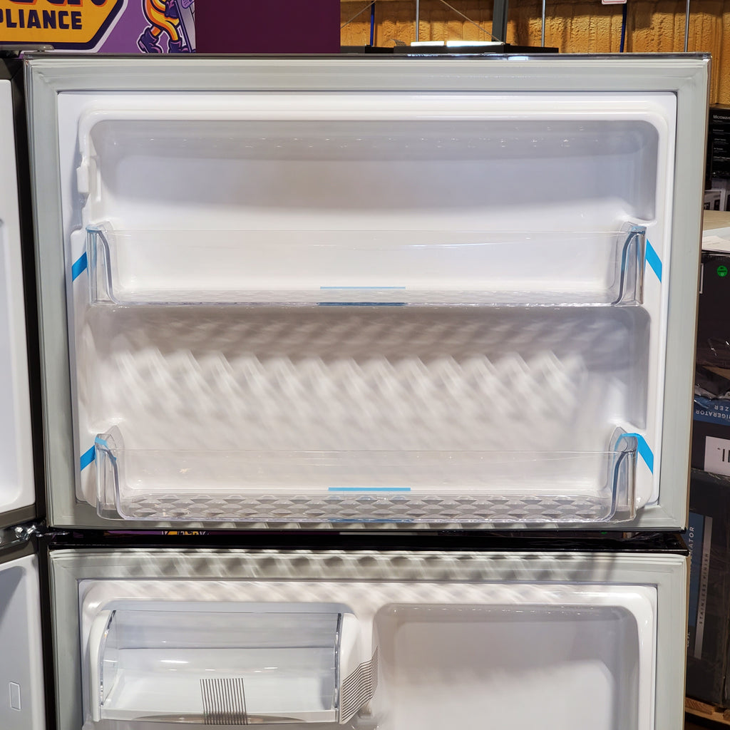 Pictures of LG 20 cu. ft. 30 Inch Wide Top Freezer Refrigerator in Stainless Steel 21SD02 - LTCS20020S - Scratch & Dent (Minor) - Neu Appliance Outlet - Discount Appliance Outlet in Austin, Tx