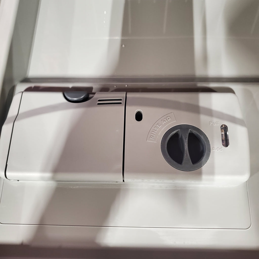 Pictures of Frigidaire Front Control Built In Dishwasher with 5-Level Wash System in Stainless Steel 3SD795 - FDPC4221AS - Scratch & Dent (Moderate) - Neu Appliance Outlet - Discount Appliance Outlet in Austin, Tx