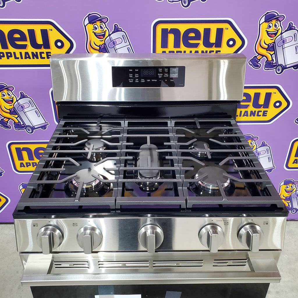 Pictures of LG 6.3 cu. ft. Smart Wi-Fi Enabled Probake Convection® Gas Range with Air Fry & EasyClean® 21SD029 - LRGN6323Y - Scratch & Dent (Minor) - Neu Appliance Outlet - Discount Appliance Outlet in Austin, Tx