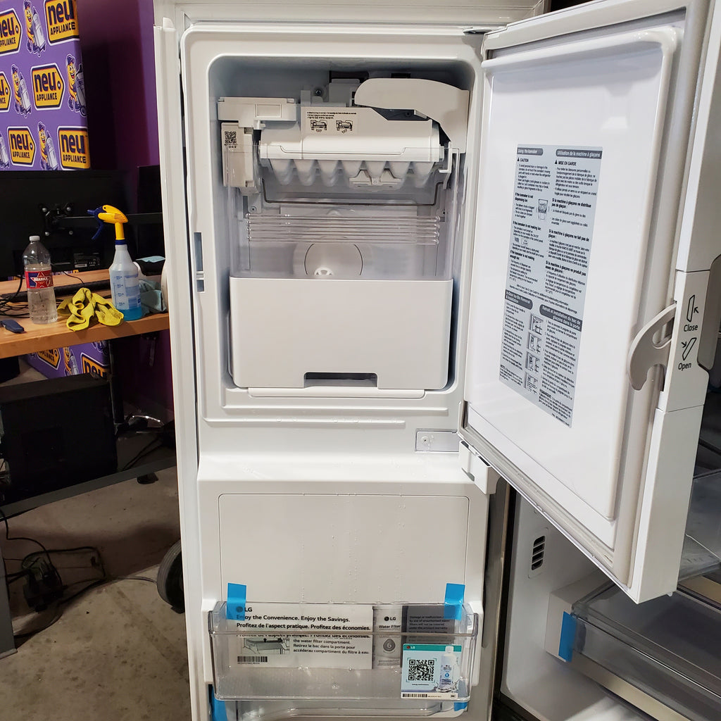 LG 26 cu. ft. Counter-Depth French Door Refrigerator in Stainless Steel with Mirror InstaView™ 8SD051 - LRYKC2606S - Open Box