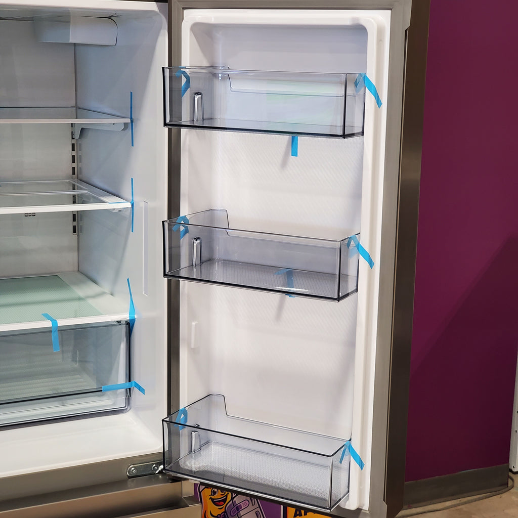 Hisense PureFlat 25.6-cu ft 4-Door Smart French Door ENERGY STAR Refrigerator in Stainless Steel with Ice Maker, Water and Ice Dispenser 24SD52 - HRM260N6TSE - Scratch & Dent (Moderate)