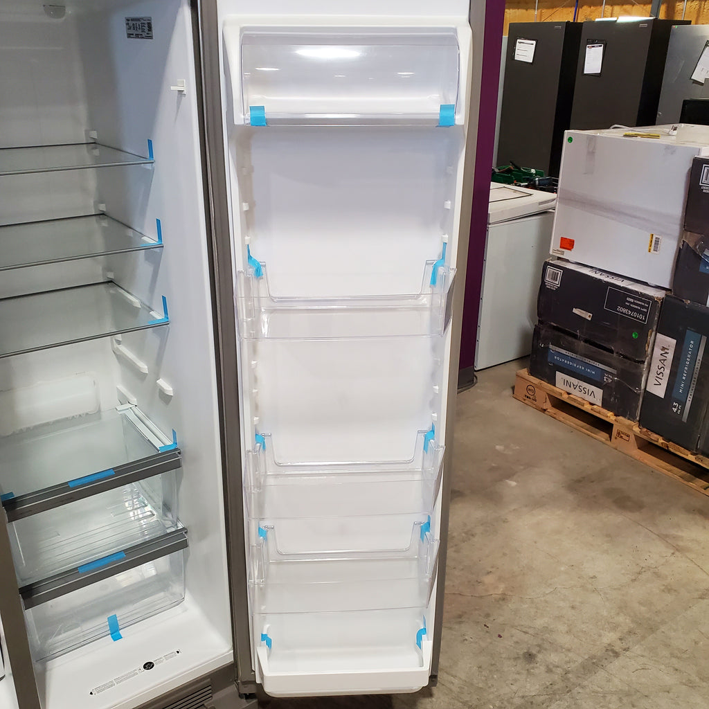 Whirlpool 24 cu ft Capacity Side By Side Refrigerator with Ice and Water Dispenser in Fingerprint Resistant Stainless Steel 24SD46 - WRS315SDHZ - Scratch & Dent (Minor)