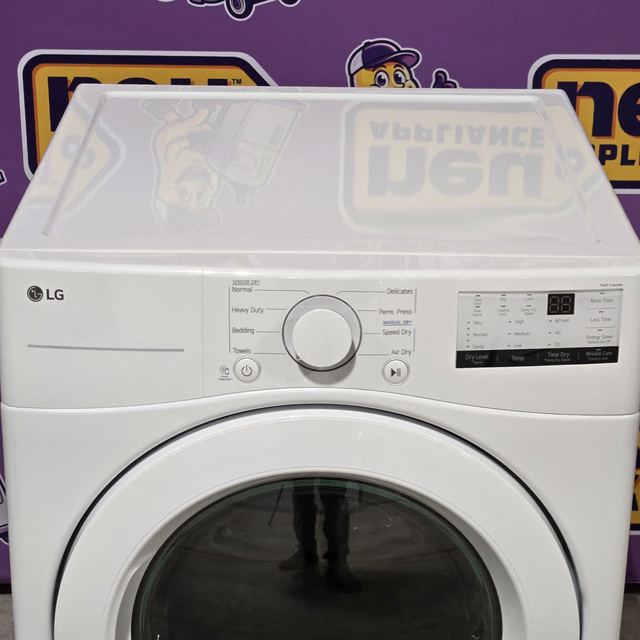 LG Ultra Large Capacity Front Load 4.5 Cu. Ft. Washer in White with ColdWash Technology WM3400CW - New in Box and LG 7.4 cu. ft. Large Capacity Electric Dryer in White 16258 - DLE3400W - Open Box