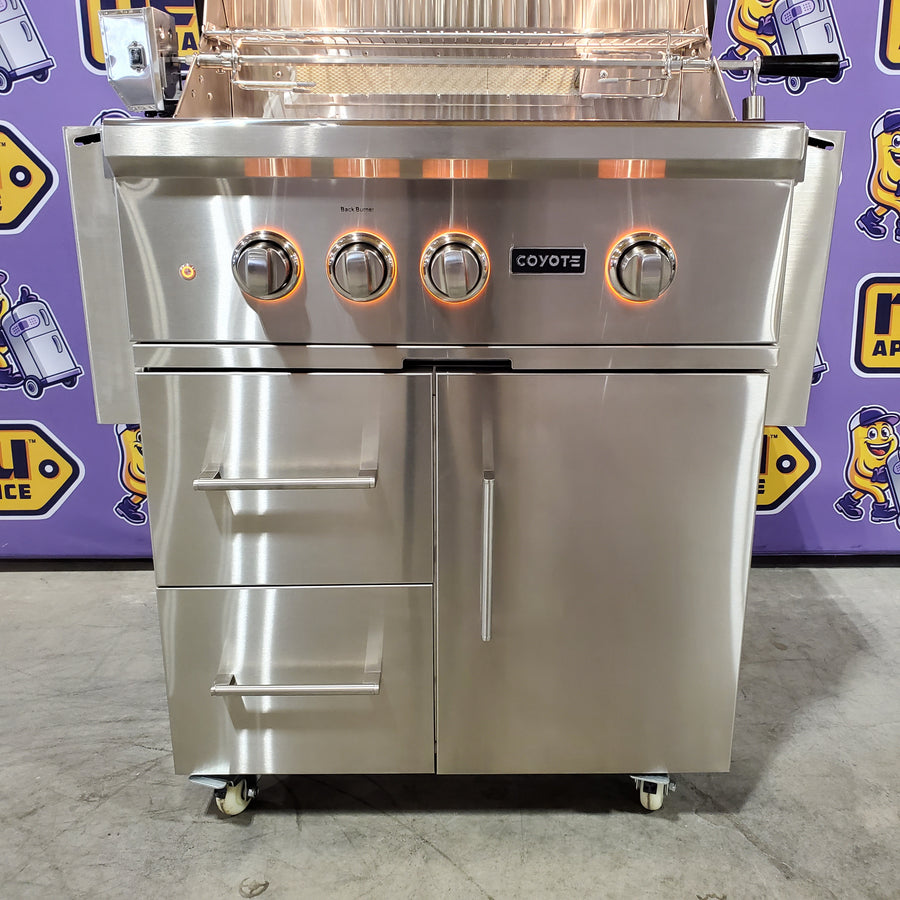 Coyote 30 Inch Freestanding Grill with 2 Infinity Burners™, RapidSear™ Infrared Burner, 700 sq. in. Cooking Surface, Rotisserie and Smoker Box C2SL30NG-FS - Scratch & Dent (Minor)