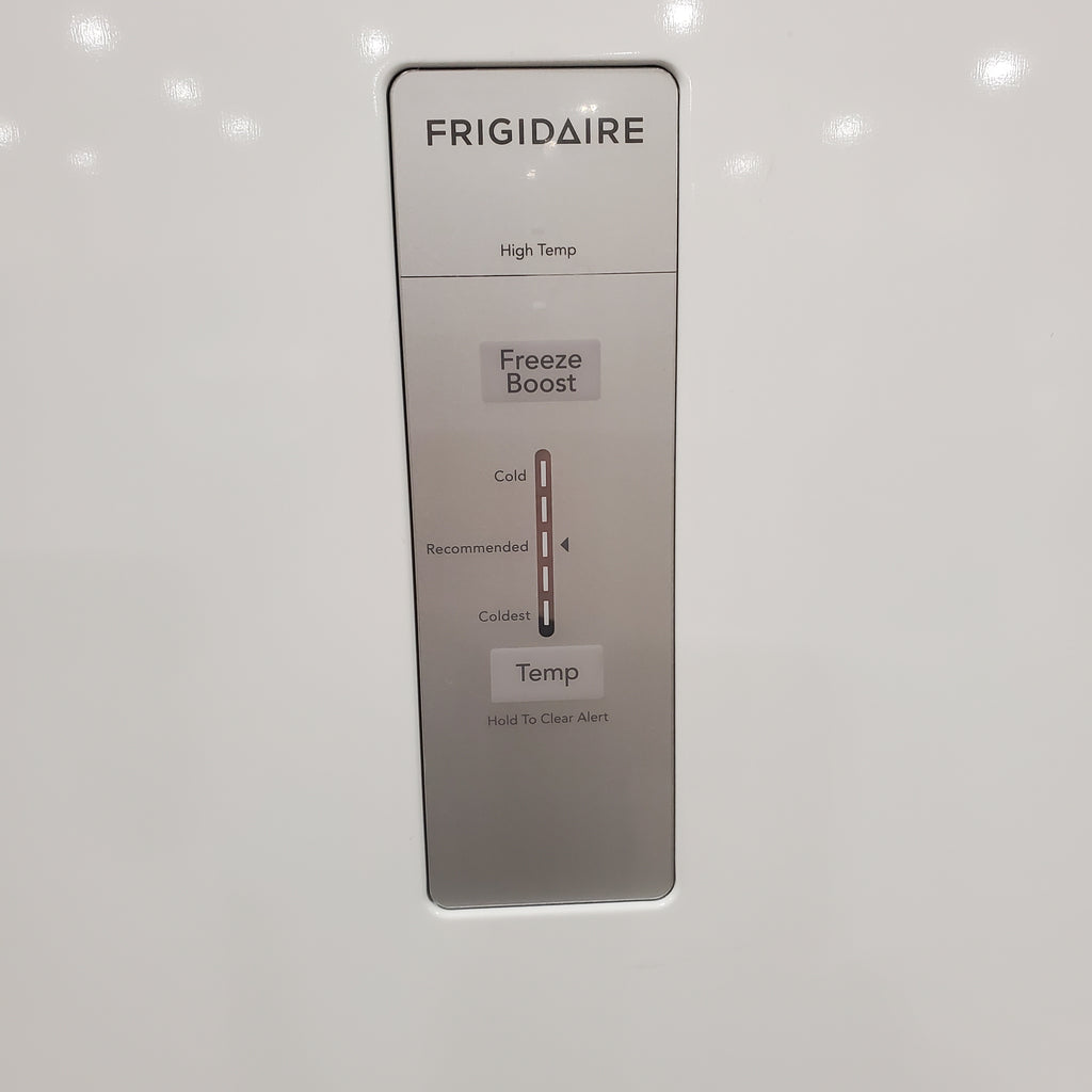 Pictures of Frigidaire 20 Cu. Ft. ENERGY STAR Garage Ready White Upright Freezer with EvenTemp™ Cooling System 20SD109 - FFUE2024AW - Scratch & Dent (Minor) - Neu Appliance Outlet - Discount Appliance Outlet in Austin, Tx