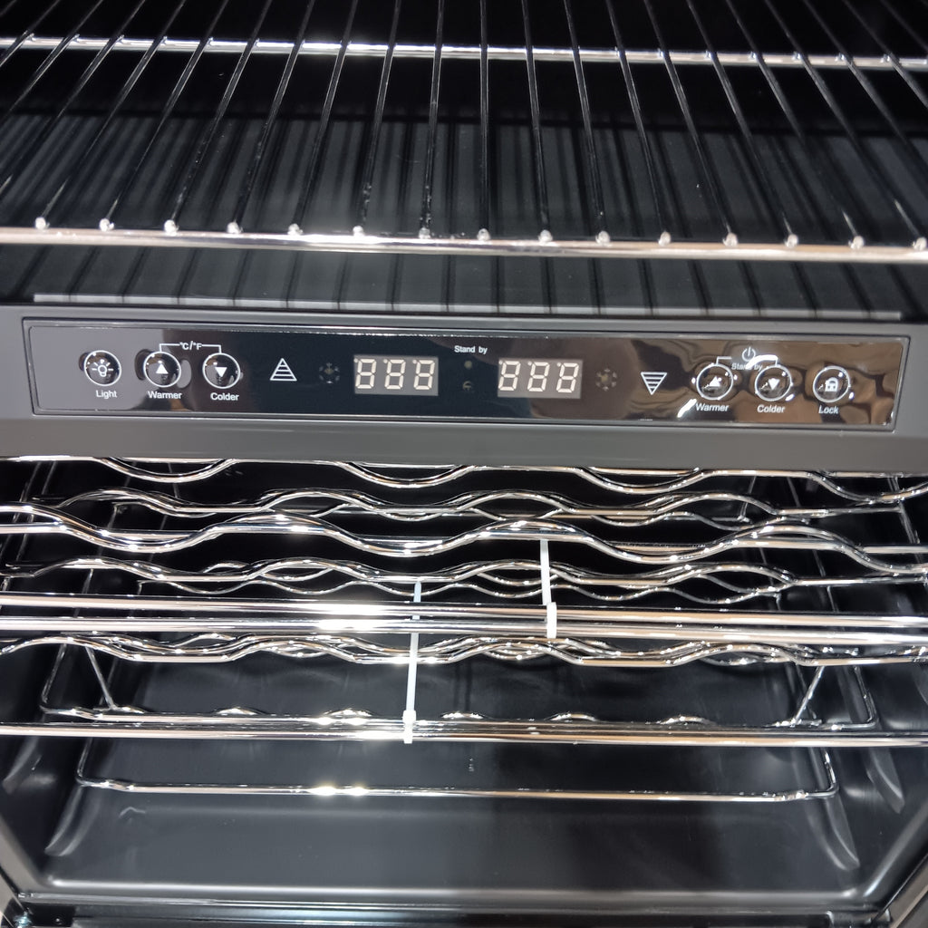 Magic Chef 44 Bottle Dual Zone Wine Cooler in Stainless Steel 25137SD739 - HMWC44DZ - Scratch & Dent (Moderate)