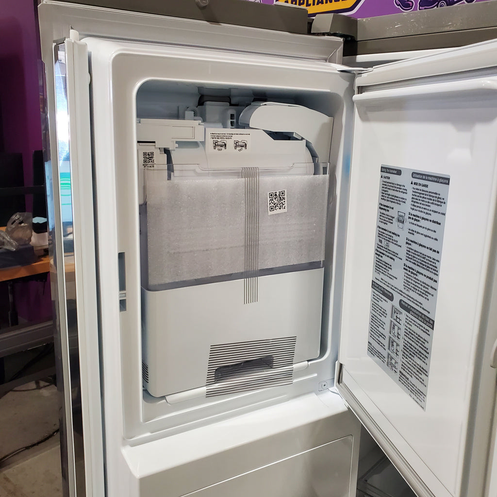 LG Counter-Depth MAX™ with Zero Clearance™ 3-Door French Door Refrigerator with Thin Door Design - 3SD684 - LF24Z6530S - Scratch & Dent (Minor)
