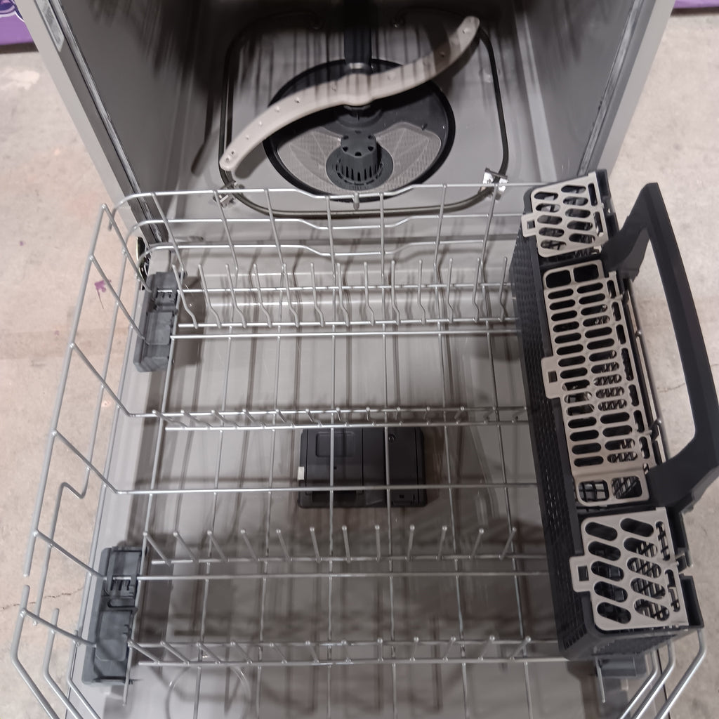 Pictures of GE® ENERGY STAR® Top Control with Plastic Interior Dishwasher with Sanitize Cycle & Dry Boost GDP630PYRFS - New in Box - Neu Appliance Outlet - Discount Appliance Outlet in Austin, Tx
