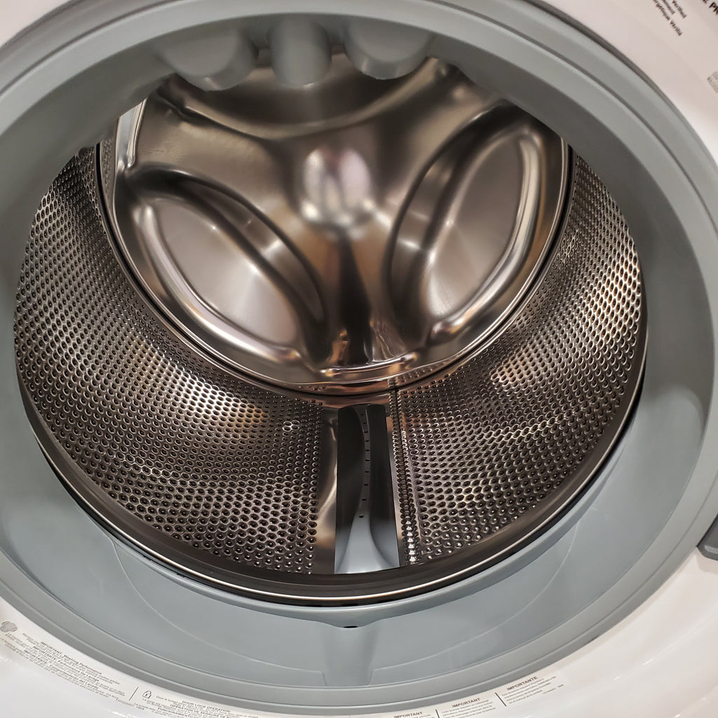 Pictures of Electrolux White 300 Series Laundry Tower Single Unit Washer & Gas Dryer with LuxCare Wash System ELTG7300AW - Scratch & Dent (Minor) - Neu Appliance Outlet - Discount Appliance Outlet in Austin, Tx