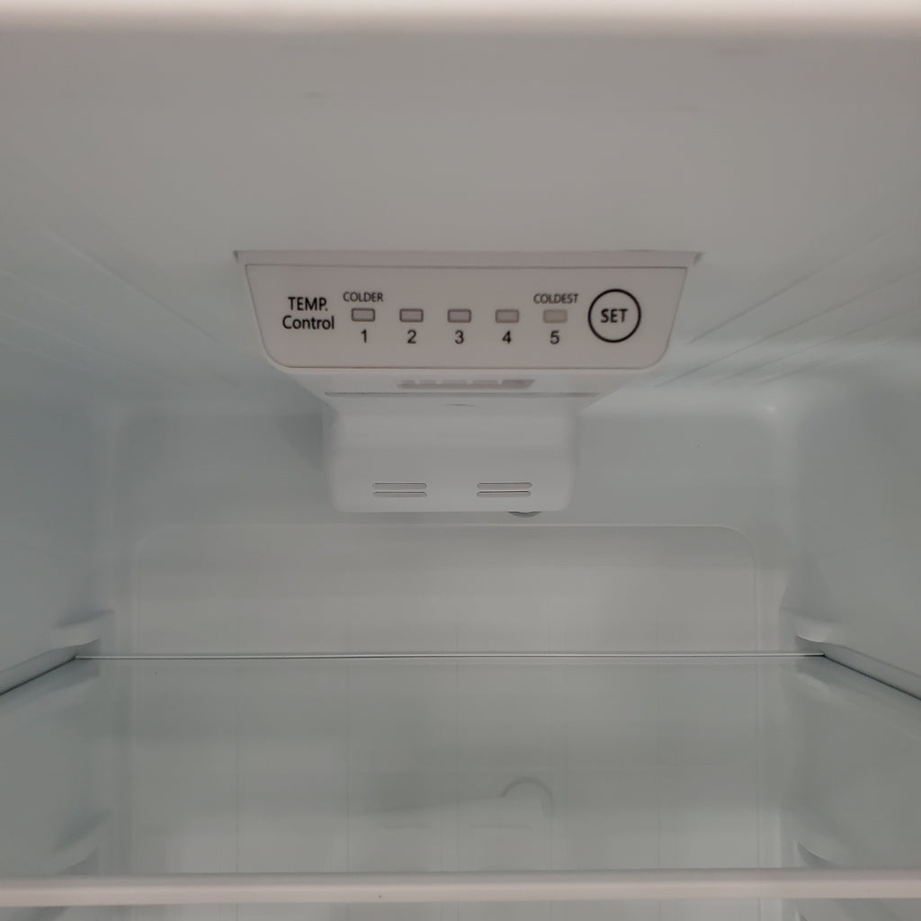 Pictures of Galanz 12.0 Cu Ft Retro Top Mount Refrigerator 25CR225 - GLR12TBEEFR - Scratch & Dent (Minor) - Neu Appliance Outlet - Discount Appliance Outlet in Austin, Tx