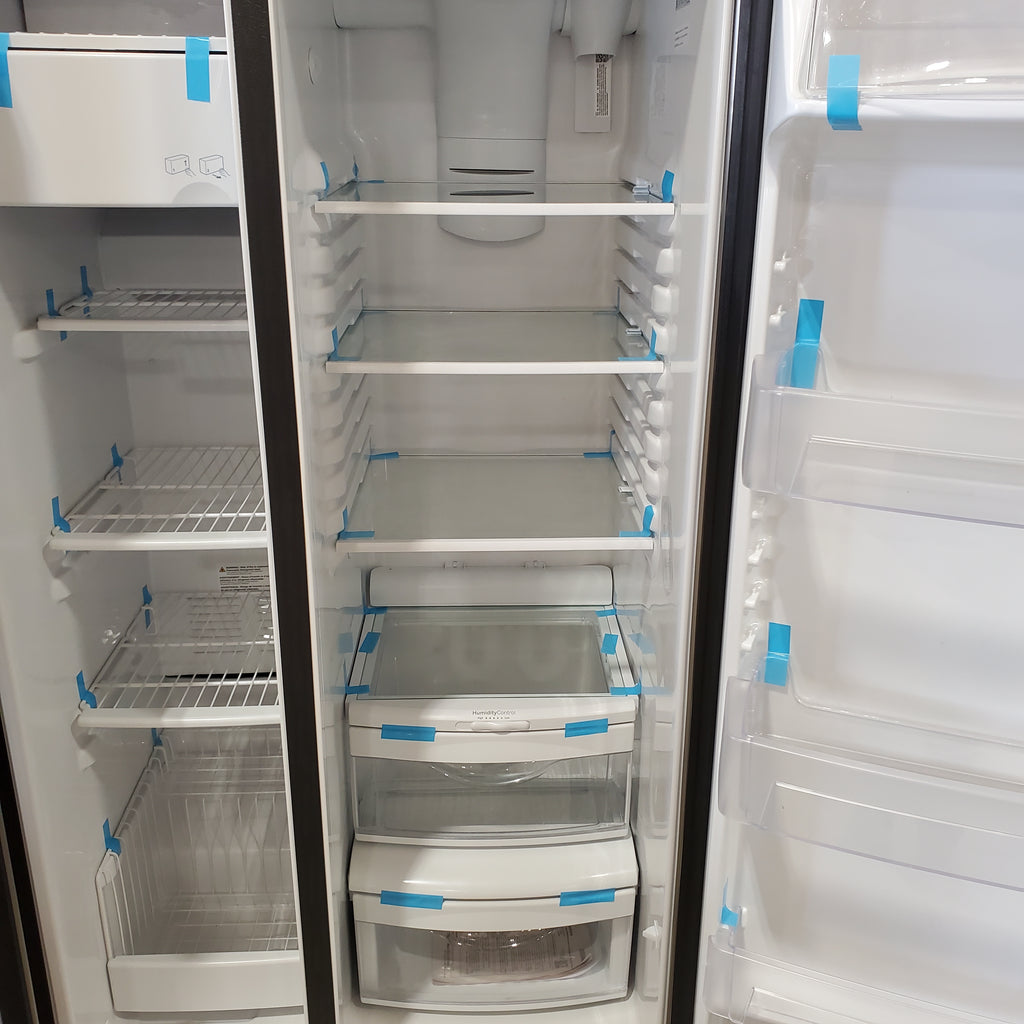 Pictures of GE 25.3 Cu. Ft. Side-By-Side Refrigerator in Fingerprint Resistant Stainless Steel GSS25GYPFS - Scratch & Dent (Minor) - Neu Appliance Outlet - Discount Appliance Outlet in Austin, Tx