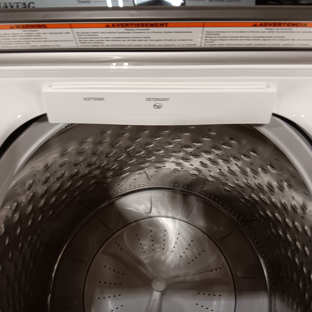 Pictures of Maytag Top Load 4.8 cu ft Washer with Deep Fill and Slow-Close Glass Lid MVW6200KW - Scratch & Dent (Minor) and Maytag 7.0 cu ft Electric Dryer with Moisture Sensing and Quick Dry Cycle 16170 - MED6200KW - Scratch & Dent (Minor) - Neu Appliance Outlet - Discount Appliance Outlet in Austin, Tx