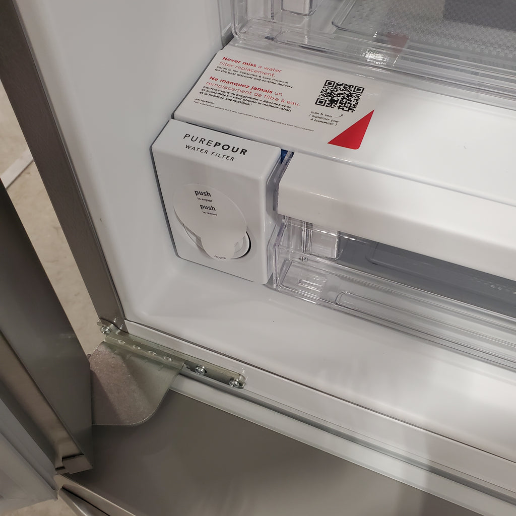 Frigidaire 27.8 cu. ft. 3 Door French Door Refrigerator with Exterior Water and Ice Dispenser 20131SD198 - FRFS2823AS - Scratch & Dent (Moderate)