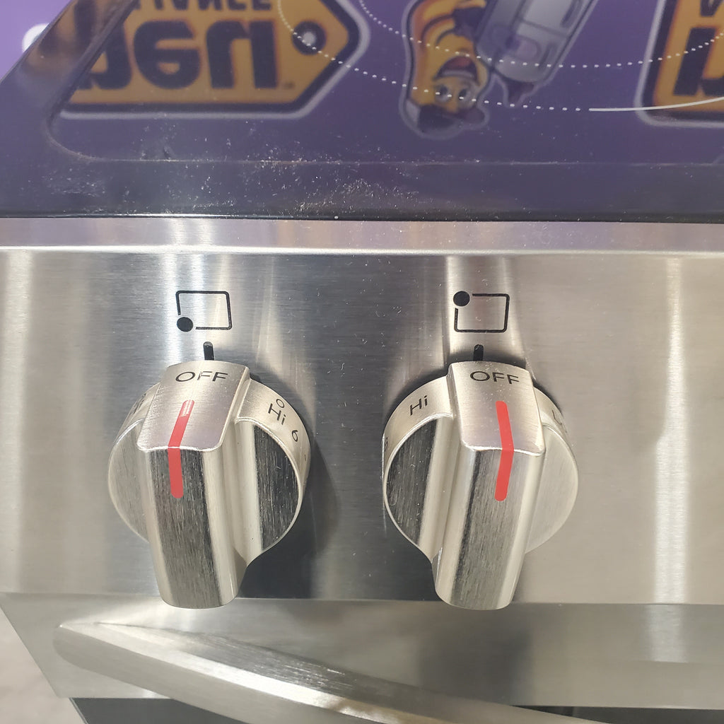 Pictures of Frigidaire Stainless Steel Electric 5 Burner 30 Inch Range with Steam Clean and Even Baking Technology FCFE3062AS - Open Box - Neu Appliance Outlet - Discount Appliance Outlet in Austin, Tx