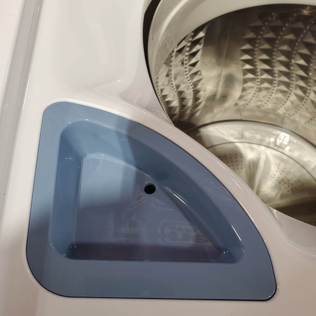 Pictures of Samsung 4.5 cu. ft. Top Load Washer with Vibration Reduction Technology+ in White WA45T3200AW - Open Box and Samsung 7.2 cu. ft. Electric Dryer with Sensor Dry in White 16120 - DVE45T3200W - Open Box - Neu Appliance Outlet - Discount Appliance Outlet in Austin, Tx