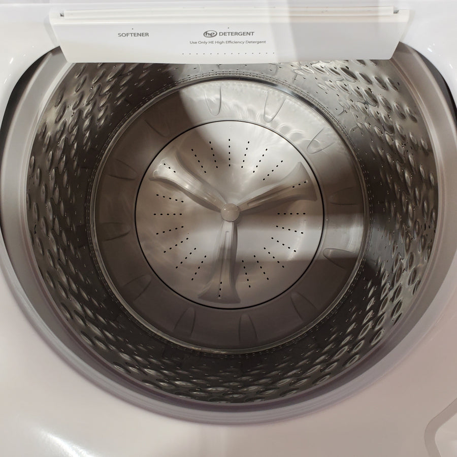 Maytag Top Load 4.8 cu ft Washer with Deep Fill and Slow-Close Glass Lid MVW6200KW - Scratch & Dent (Minor) and Maytag 7.0 cu ft Electric Dryer with Moisture Sensing and Quick Dry Cycle 16231 - MED6200KW - Scratch & Dent (Moderate)