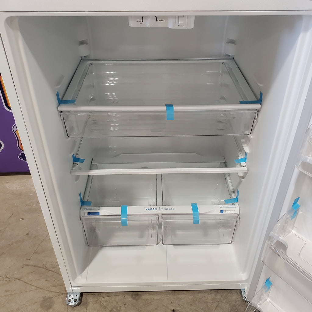 Pictures of Frigidaire White 20 Cu. Ft. Garage Ready Top Freezer Refrigerator With Ice Maker Installed FFTR2045VW - Scratch & Dent - Minor - Neu Appliance Outlet - Discount Appliance Outlet in Austin, Tx
