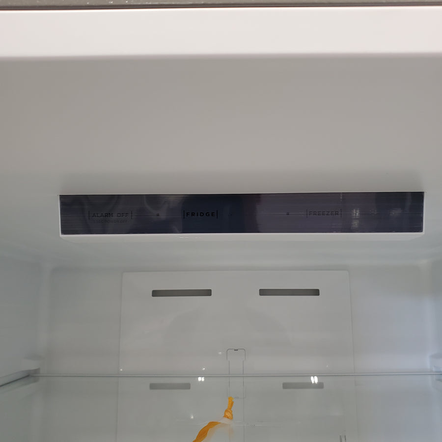 Vissani 18.7 cu. ft. Bottom Freezer Refrigerator in Stainless Steel 25139SD792 - MDBF18SS - Scratch & Dent (Moderate)