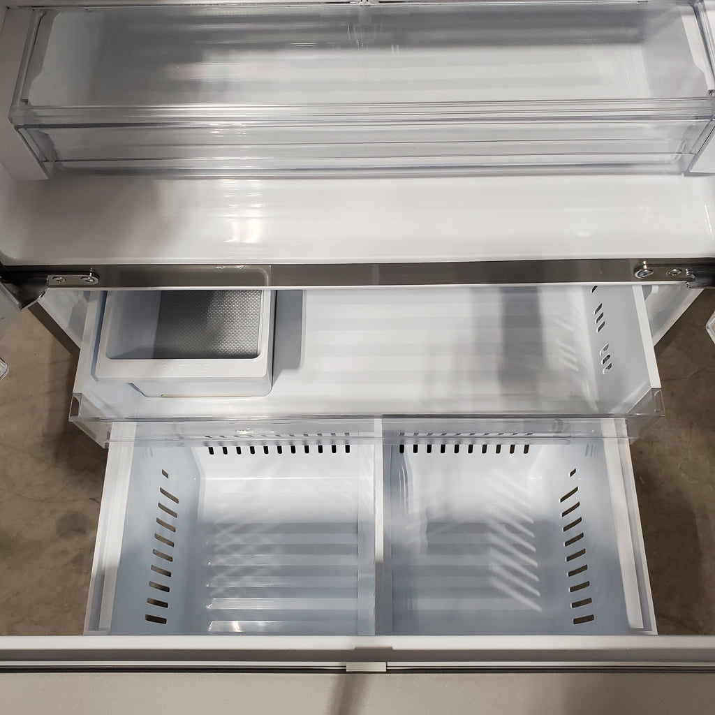 Pictures of LG 26 cu. ft. Counter-Depth MAX™, French Door Refrigerator, with Craft Ice™ 31133SD120 - LRRXC2606S - Scratch & Dent (Major) - Neu Appliance Outlet - Discount Appliance Outlet in Austin, Tx