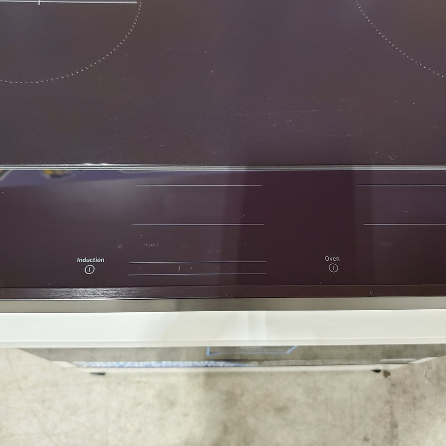 Samsung Bespoke 6.3-cu ft, 4 Burner Air Fry Convection Oven Slide-In Single Induction Range in White Glass 251310SD916 - NSI6DB950012 - Open Box