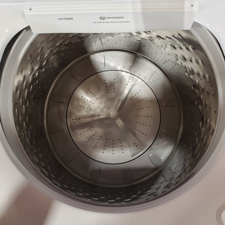 Maytag Top Load 4.8 cu ft Washer with Deep Fill and Slow-Close Glass Lid 30134SD177 - MVW6200KW - Scratch & Dent (Minor)