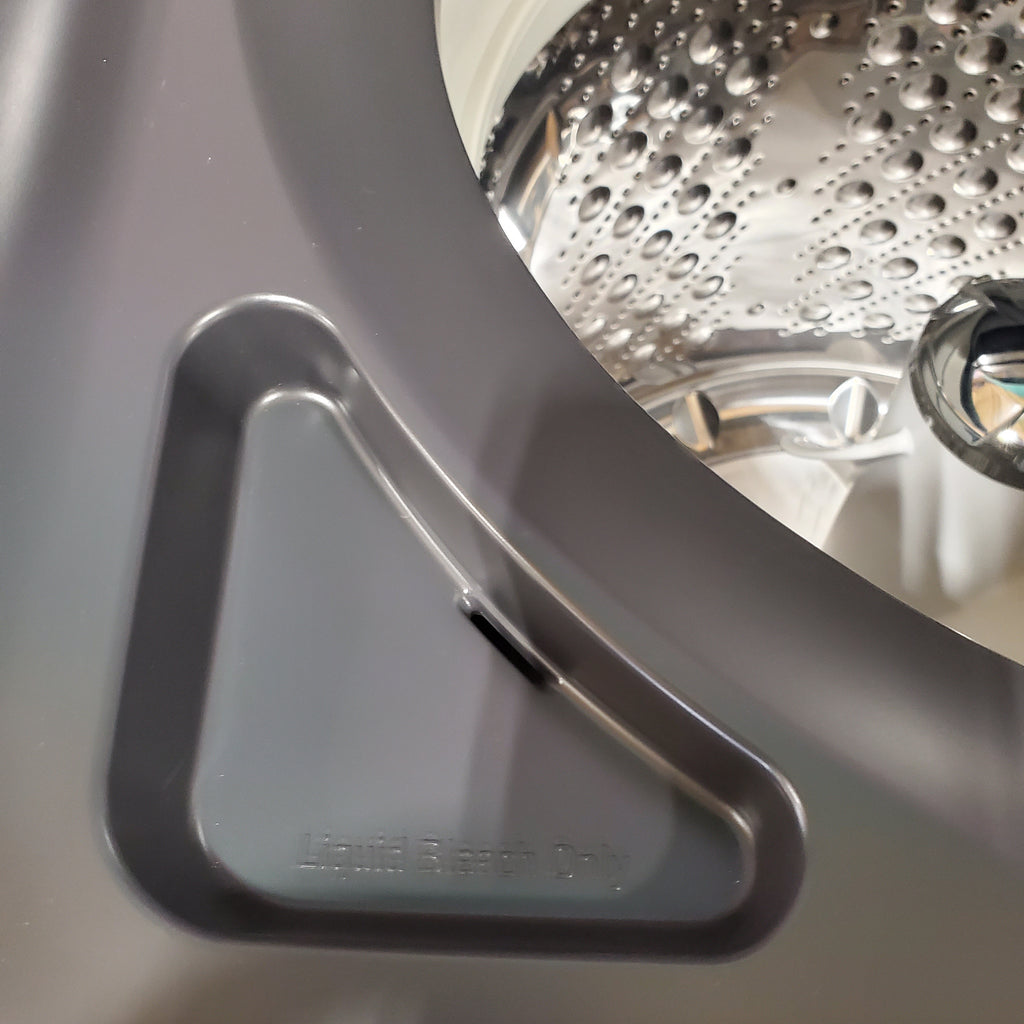 Pictures of LG 5.3 cu. ft. Capacity Top Load Washer with 4-Way® Agitator and EasyUnload™ WT8405CB - Open Box and LG 7.3 cu. ft. Capacity Smart Rear Control Electric Dryer with AI Sensing, EasyLoad™ Door DLE8400BE - Open Box - Neu Appliance Outlet - Discount Appliance Outlet in Austin, Tx