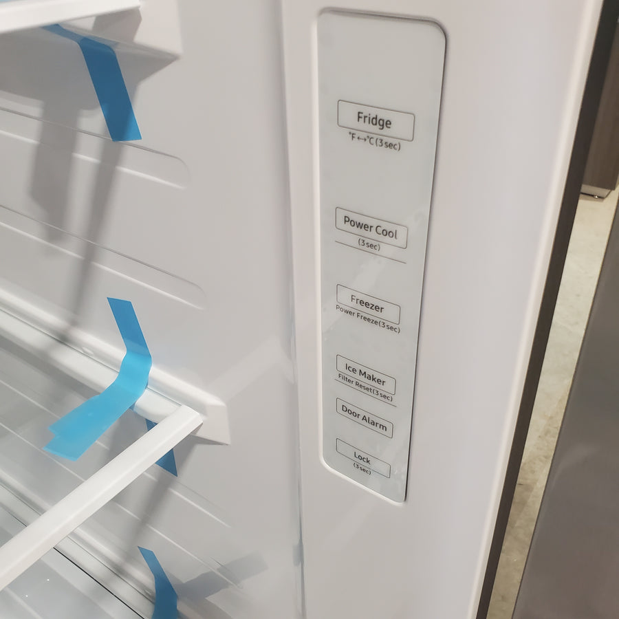 Samsung 27.4-cu ft Side-by-Side Refrigerator with Ice Maker (Fingerprint Resistant Stainless Steel)-RS27T5200SR-Open Box