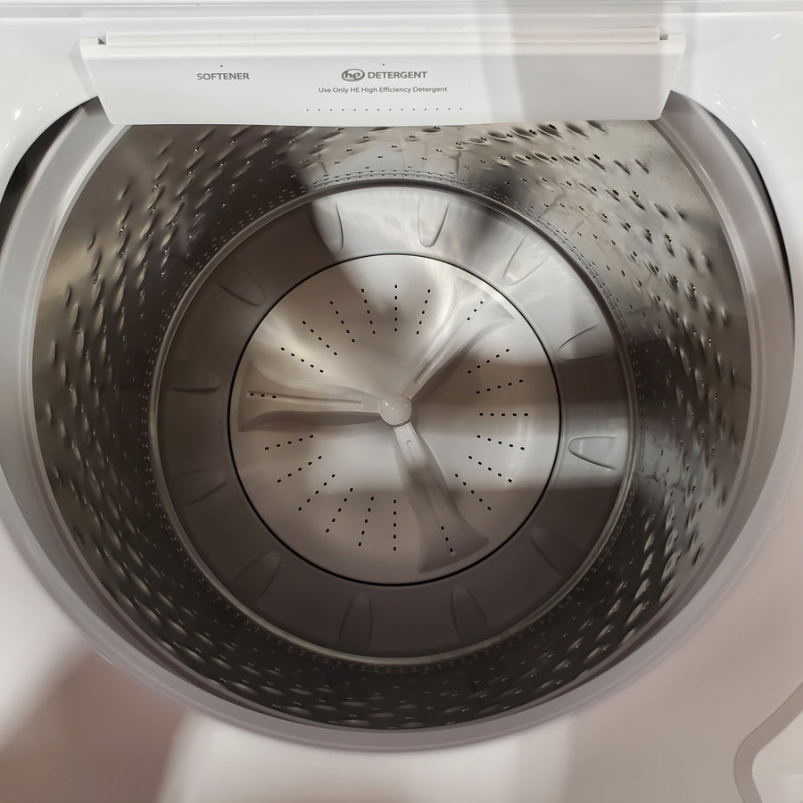 Maytag Top Load 4.8 cu ft Washer with Deep Fill and Slow-Close Glass Lid MVW6200KW - Scratch & Dent (Moderate) and Maytag 7.0 cu. ft Top Load Gas Dryer with Moisture Sensing 16222 - MGD6200KW - Scratch and Dent (Major)