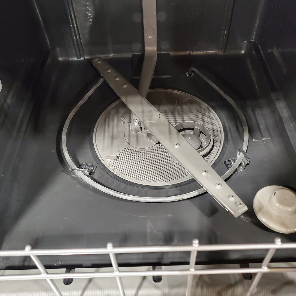 Pictures of Whirlpool Built In Dishwasher with 55 dBA in Fingerprint Resistant Stainless Steel 25131SD282 - WDP540HAMZ - Scratch & Dent (Moderate) - Neu Appliance Outlet - Discount Appliance Outlet in Austin, Tx