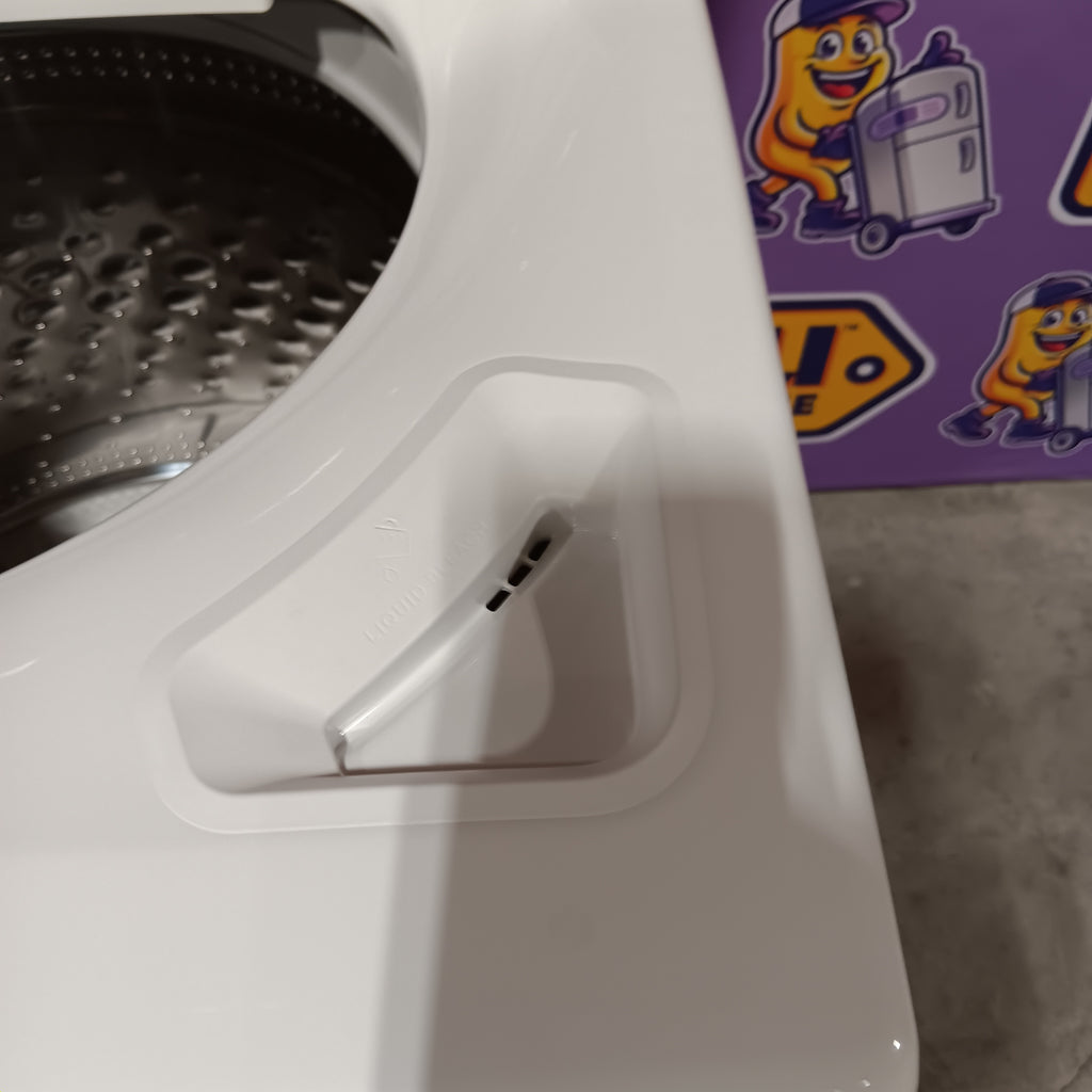 Pictures of Maytag Top Load 4.8 cu ft Washer with Deep Fill and Slow-Close Glass Lid MVW6200KW - Scratch & Dent (Minor) and Maytag 7.0 cu ft Electric Dryer with Moisture Sensing and Quick Dry Cycle 16157 - MED6200KW - Scratch & Dent (Minor) - Neu Appliance Outlet - Discount Appliance Outlet in Austin, Tx