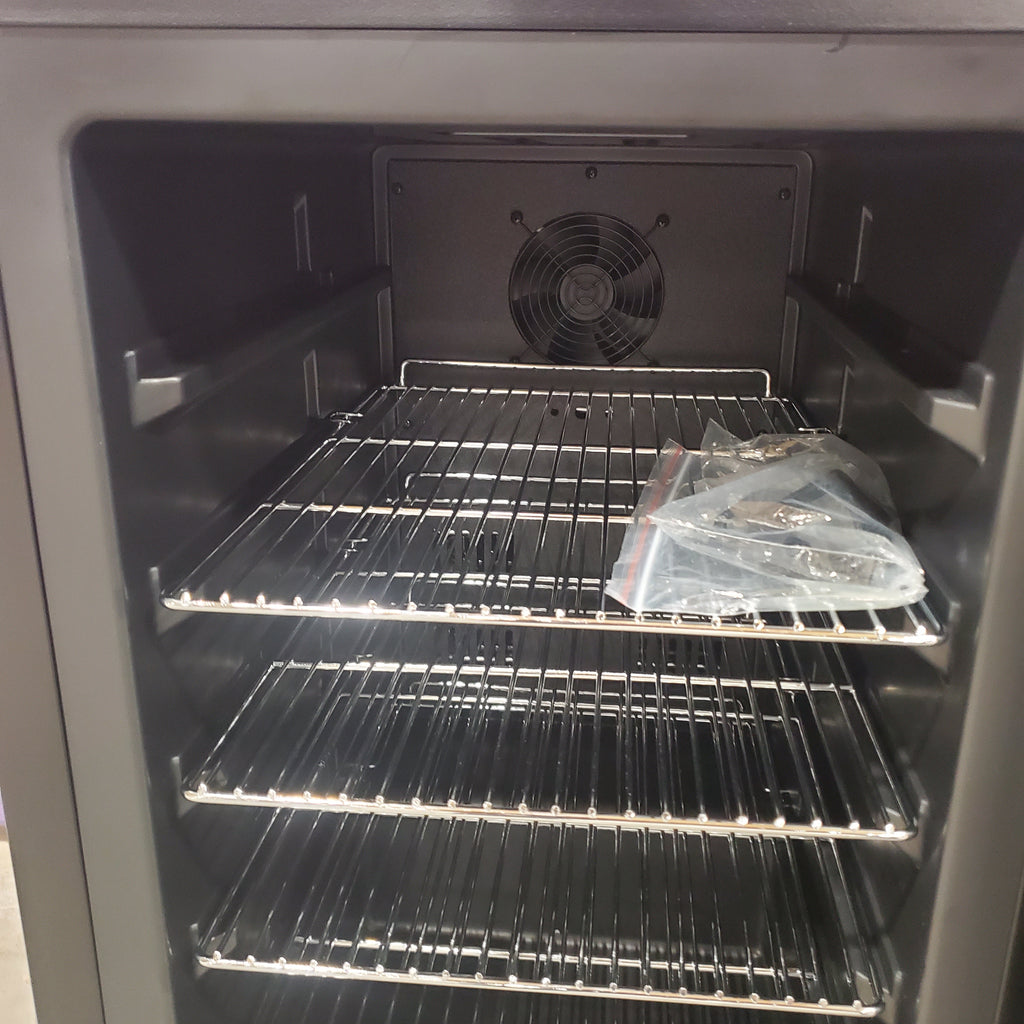 Pictures of Summit 2.7 cu. ft. Frost Free Mini Upright Freezer in Black 25133SD518 - SCFF1842 - Open Box - Neu Appliance Outlet - Discount Appliance Outlet in Austin, Tx