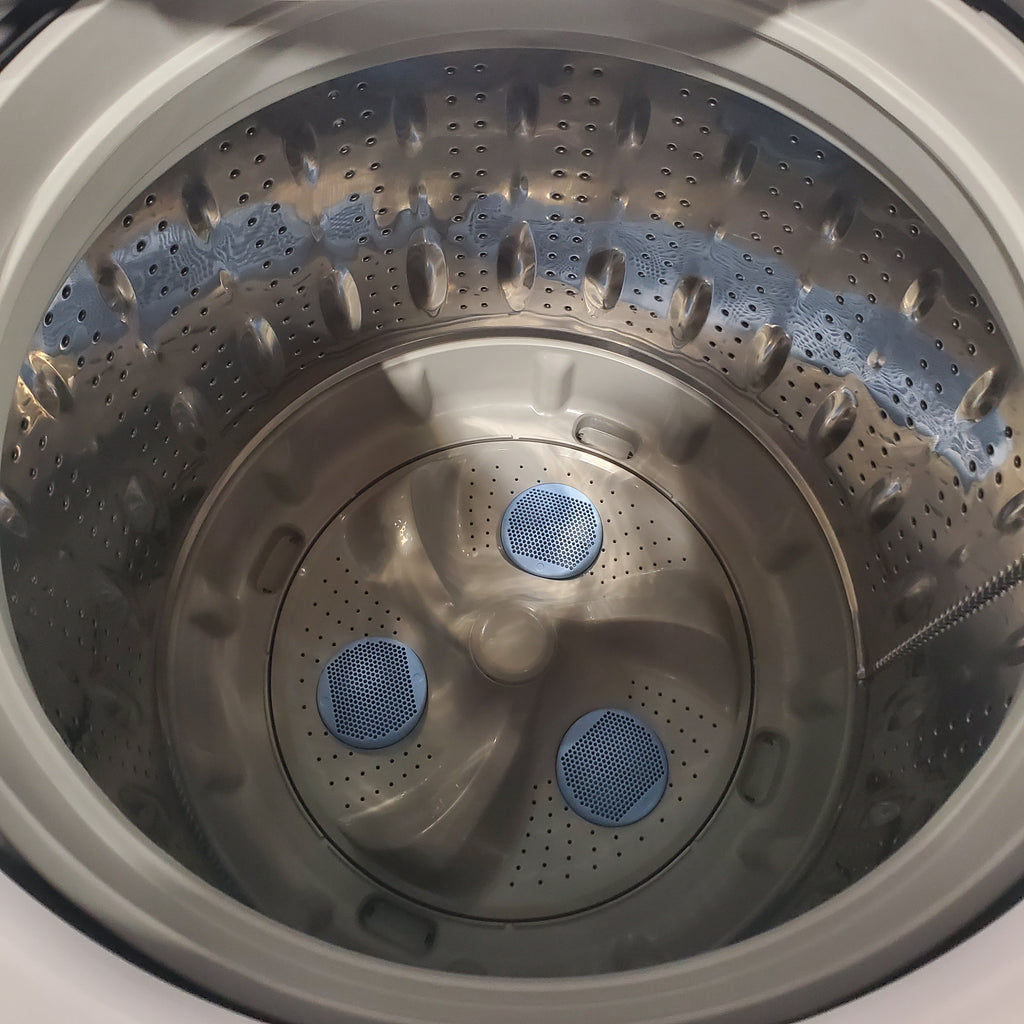 Pictures of Midea 4.5 cu. ft. Smart Top Load Washer with Wave-Impeller in White MLV45N3BWW - Scratch & Dent (Moderate) and Midea 7 cu. ft. Smart Electric Tumble Dryer with Sensor Dry MLTE45N4BWW - Scratch & Dent (Minor) - Neu Appliance Outlet - Discount Appliance Outlet in Austin, Tx