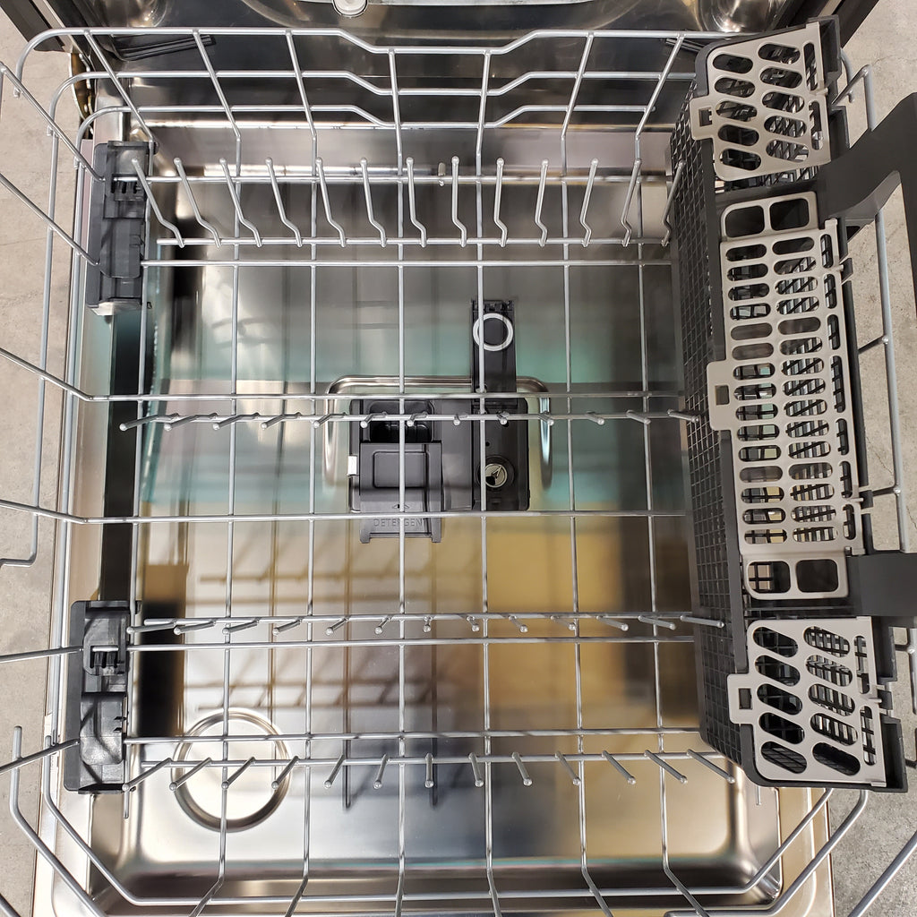 Pictures of GE Slate Top Control Built-In Tall Tub 24 Inch Dishwasher with Dry Boost and 3rd Rack GDT650SMVES - Scratch and Dent (Minor) - Neu Appliance Outlet - Discount Appliance Outlet in Austin, Tx