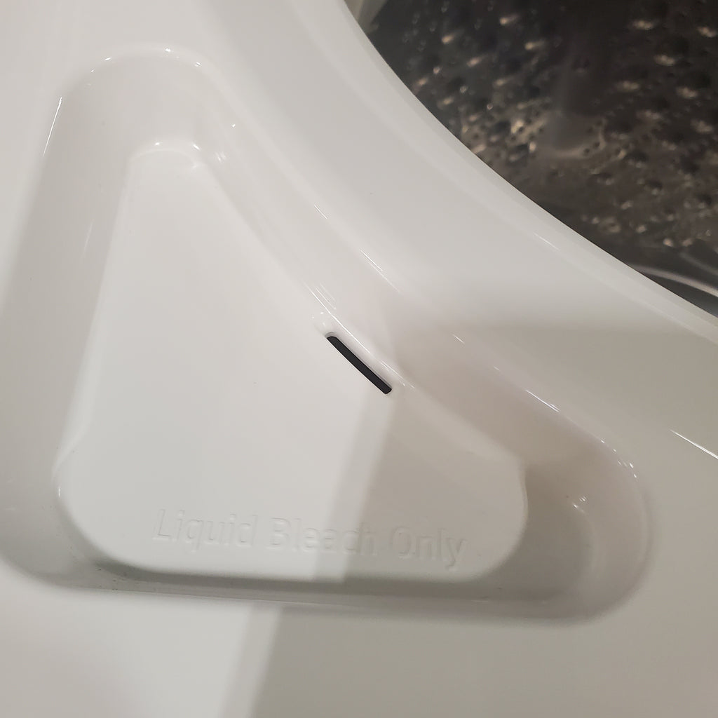LG White 5.5 cu. ft. Mega Capacity Smart Top Load Washer with EasyUnload™ & AI Sensing - Scratch & Dent - Minor
