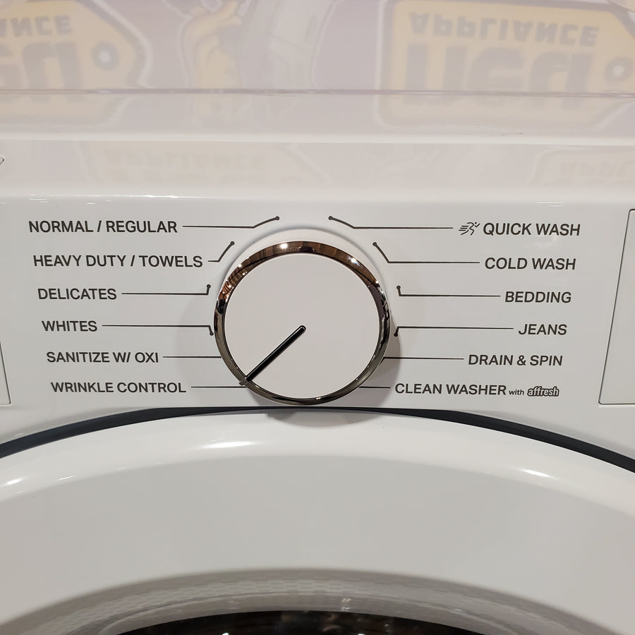 Whirlpool White Front Load Energy Star 4.5 Cu. Ft. Washer with Tumble Fresh Option and Sanitize Cycle with Oxi 251318SD1341 - WFW4720RW - Scratch and Dent (Moderate)