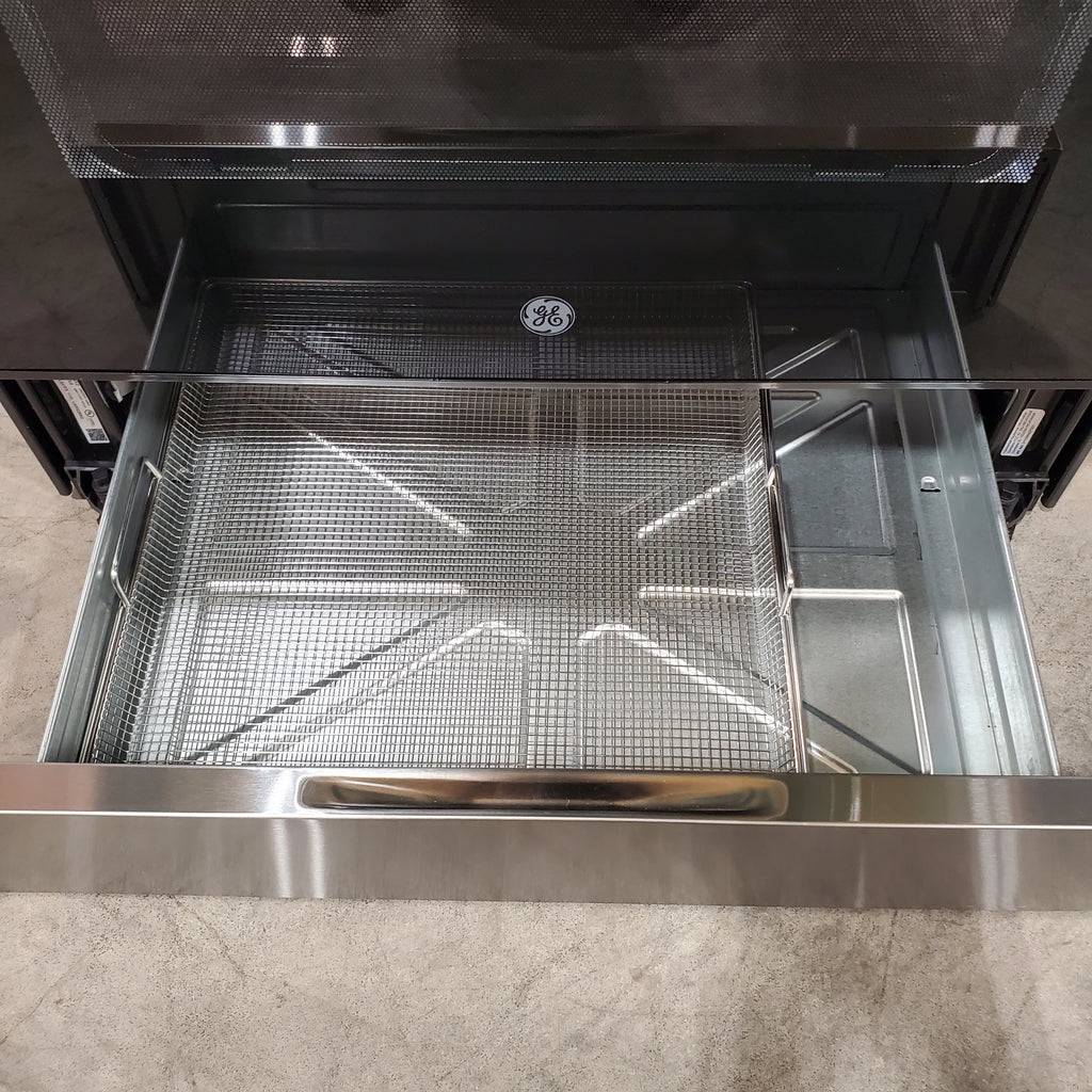 Pictures of GE® Fingerprint Resistant Stainless 30" Slide-In Electric Convection Range with No Preheat Air Fry and EasyWash™ Oven Tray GRS60LAVFS - Open Box - Neu Appliance Outlet - Discount Appliance Outlet in Austin, Tx