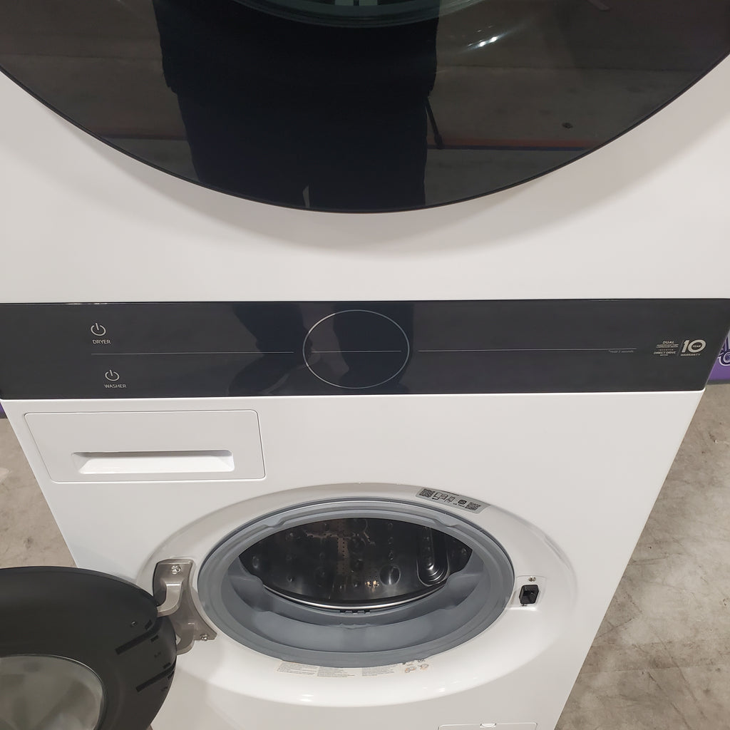 Pictures of LG Compact Single Unit LG WashTower™ with Center Control™ 2.4 cu.ft. Front Load Washer and 4.2 cu.ft. Electric Ventless HeatPump™ Dryer WKHC152HWA - Scratch & Dent (Minor) - Neu Appliance Outlet - Discount Appliance Outlet in Austin, Tx