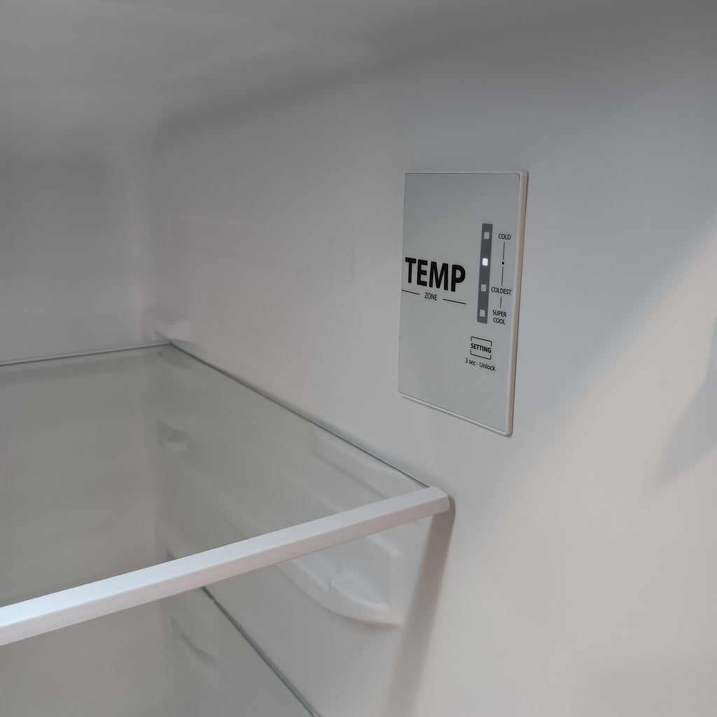 Vissani 14.2 cu. ft. Top Freezer Refrigerator in White, Garage Ready 251318SD1354 - MDTF14WH5 - Scratch & Dent (Major)