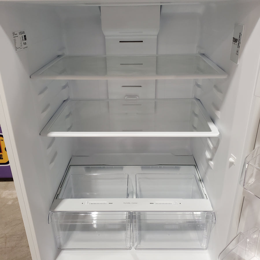 Vissani 18.1 cu. ft. Top Freezer Refrigerator with Adjustable Glass Shelving in White, Garage Ready 251315SD1114 - MDTF18WHR5 - Scratch & Dent (Minor)