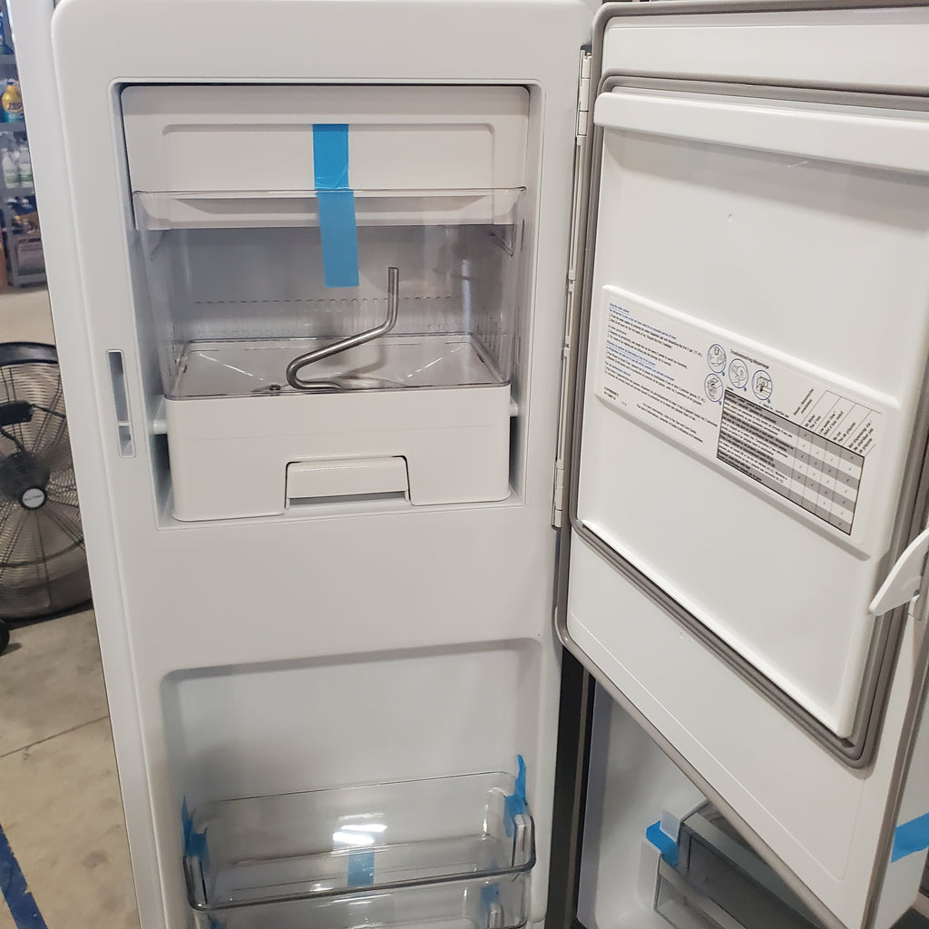 Pictures of Whirlpool 30.53-cu ft French Door Refrigerator with Ice Maker (Fingerprint Resistant Stainless Finish) ENERGY STAR WRFF3536SZ - Open Box - Neu Appliance Outlet - Discount Appliance Outlet in Austin, Tx