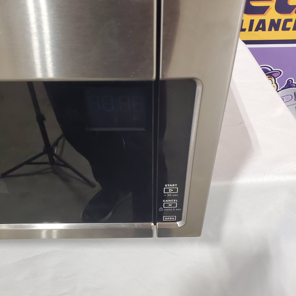 Pictures of Whirlpool 1.1 cu. ft. Low Profile Microwave Hood Combination - 5SD215 - WML55011HS - Scratch & Dent (Minor) - Neu Appliance Outlet - Discount Appliance Outlet in Austin, Tx